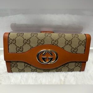 Gucci Tan and Brown Logo Wallet
